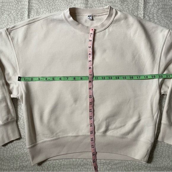 Uniqlo Women’s Smooth Cotton Long Sleeve Crew Neck Sweater size small - Picture 4 of 6